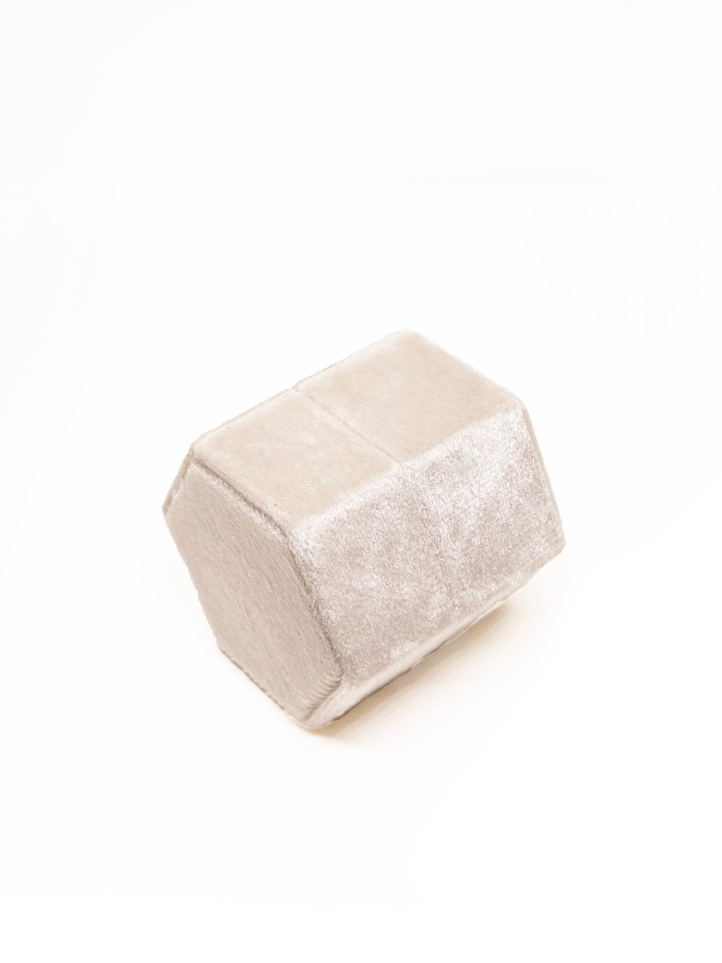 BEIGE VELVET RING BOX